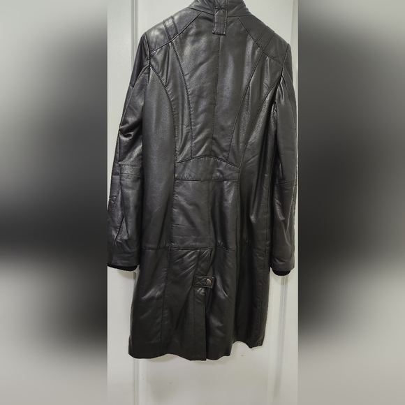 Danier Leather, real leather Winter Jacket full length. BLK color, XS. - Picture 10 of 10